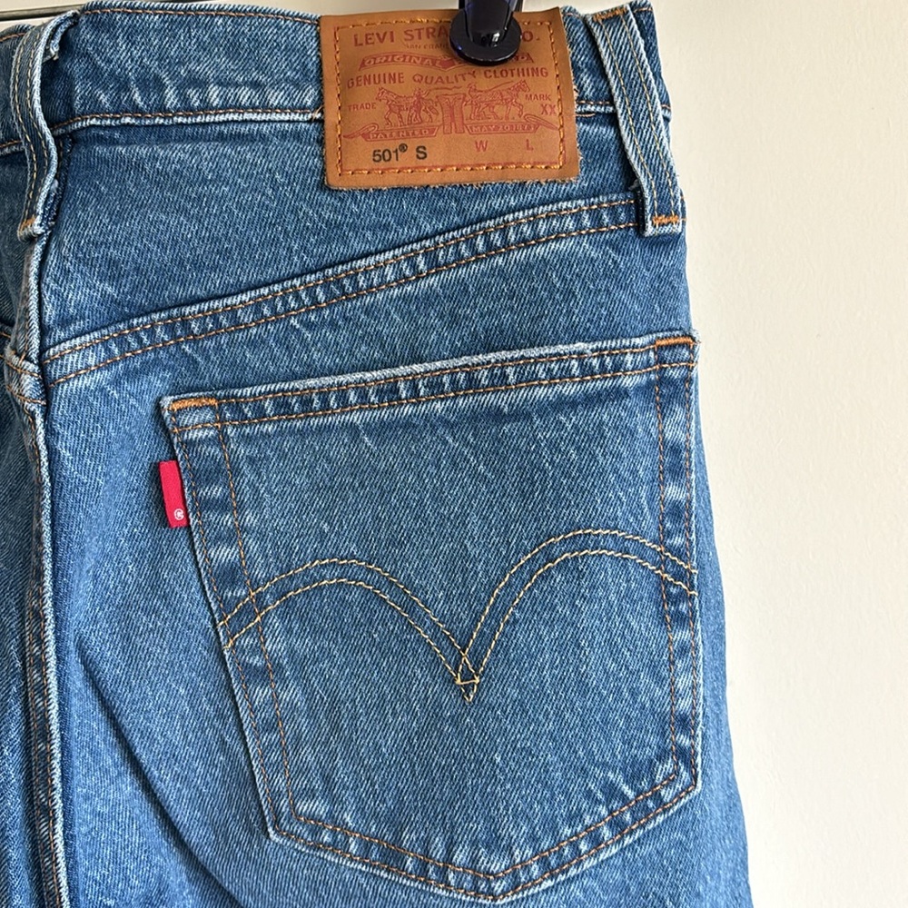 Levi’s Women’s skinny 501 Jeans